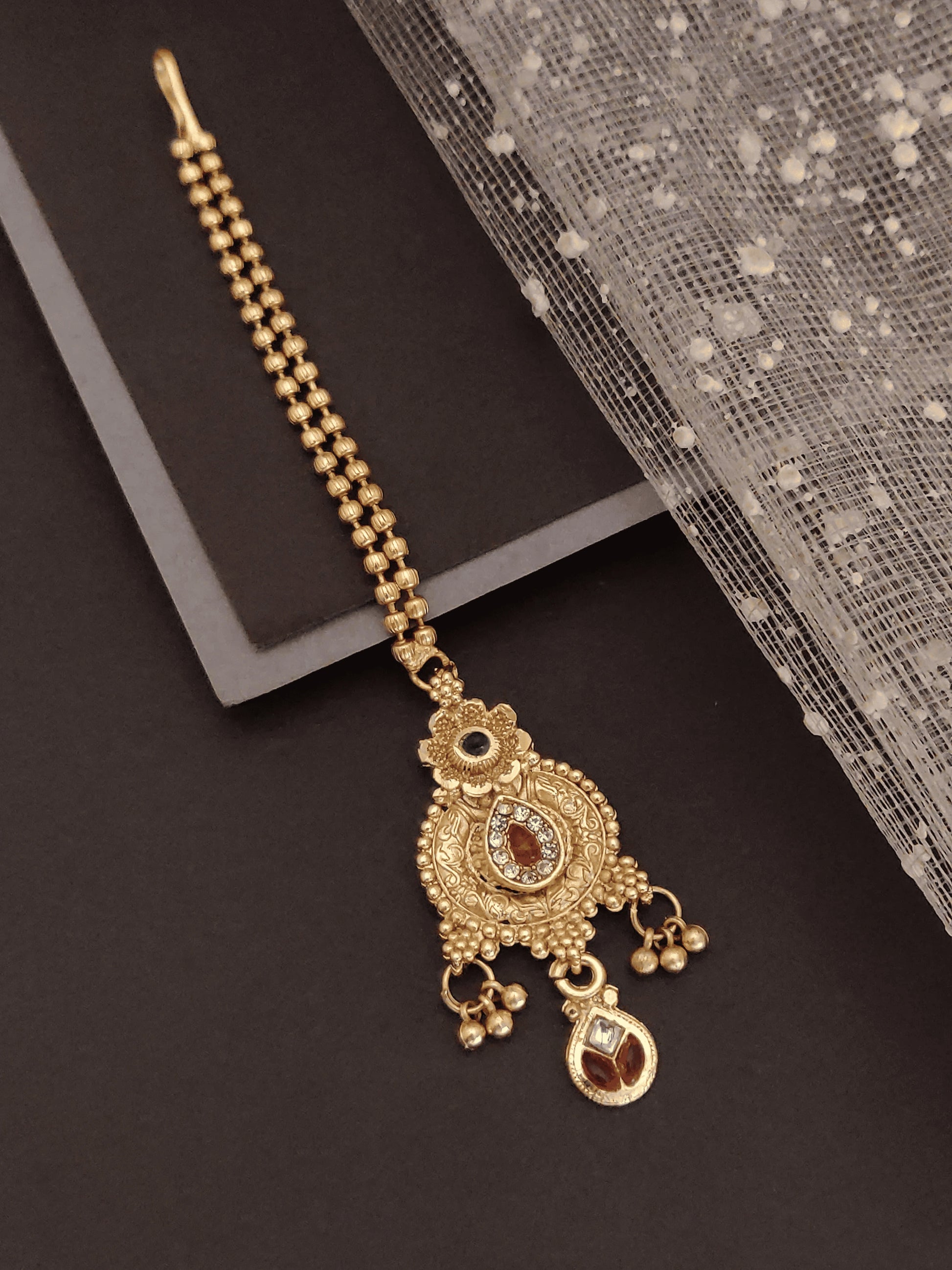 Traditional Floral Kundan Maang Tikka 