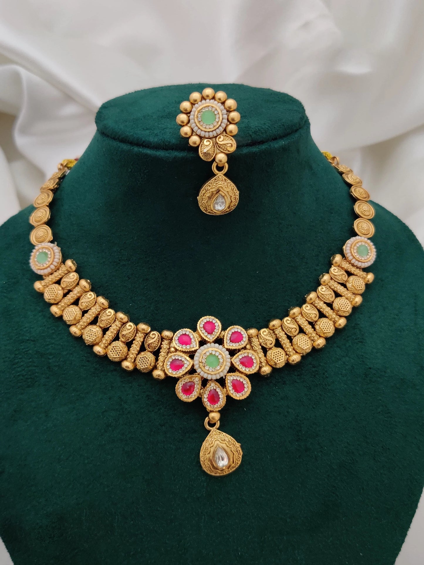 Cute Brass High Gold Necklace Set With Earrings