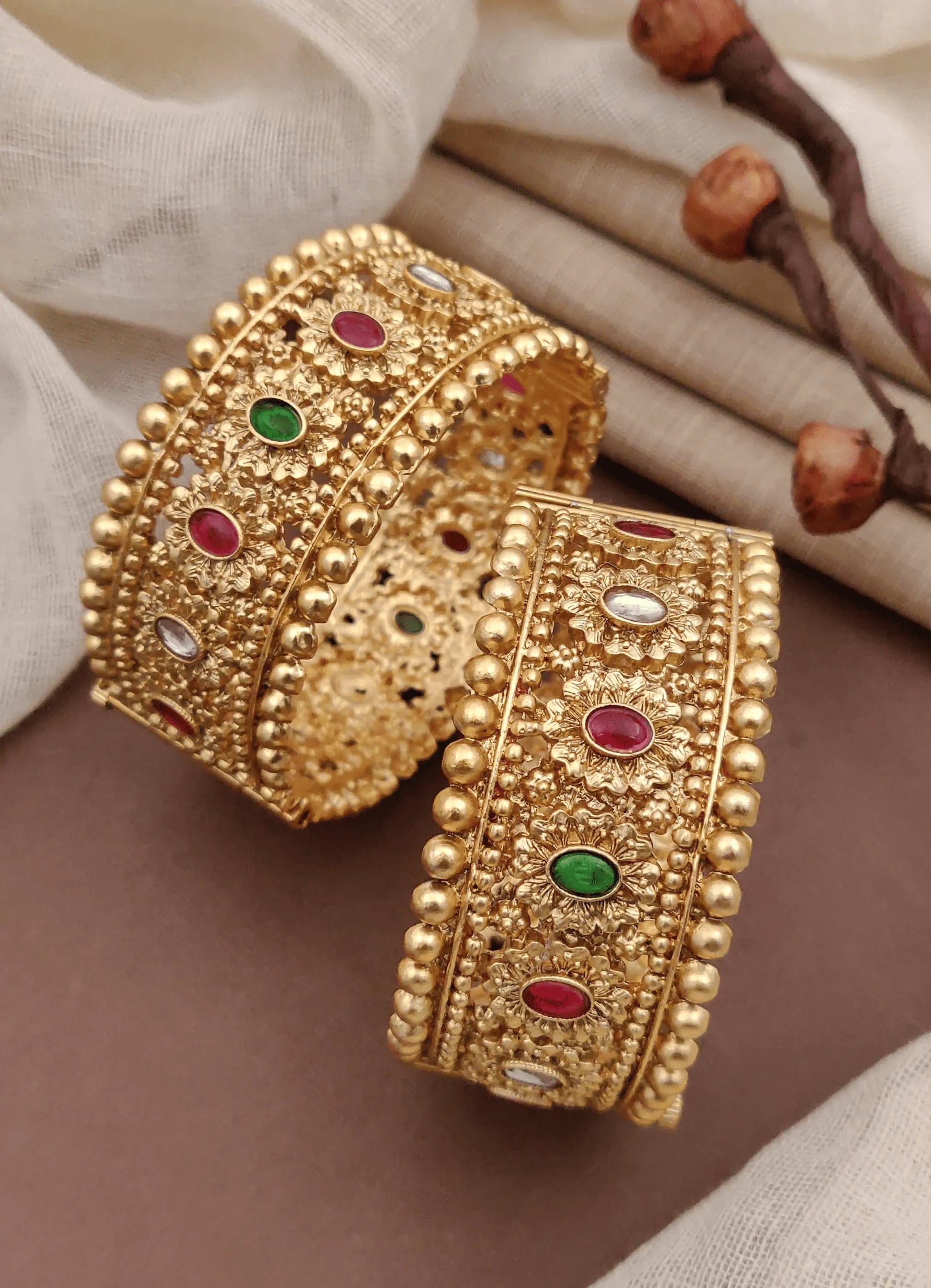 Royal Antique Gold Patla Bangles