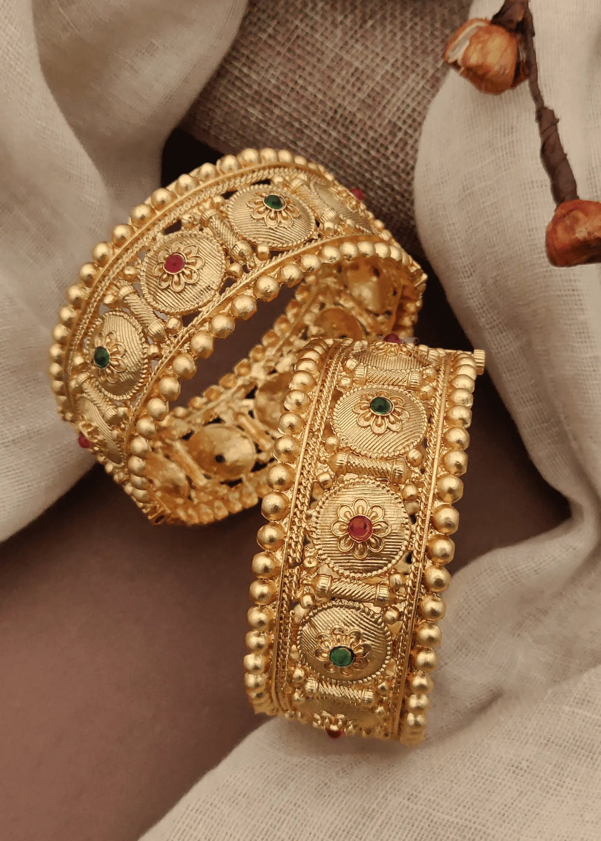 Antique Designer Gold Patla Bangles